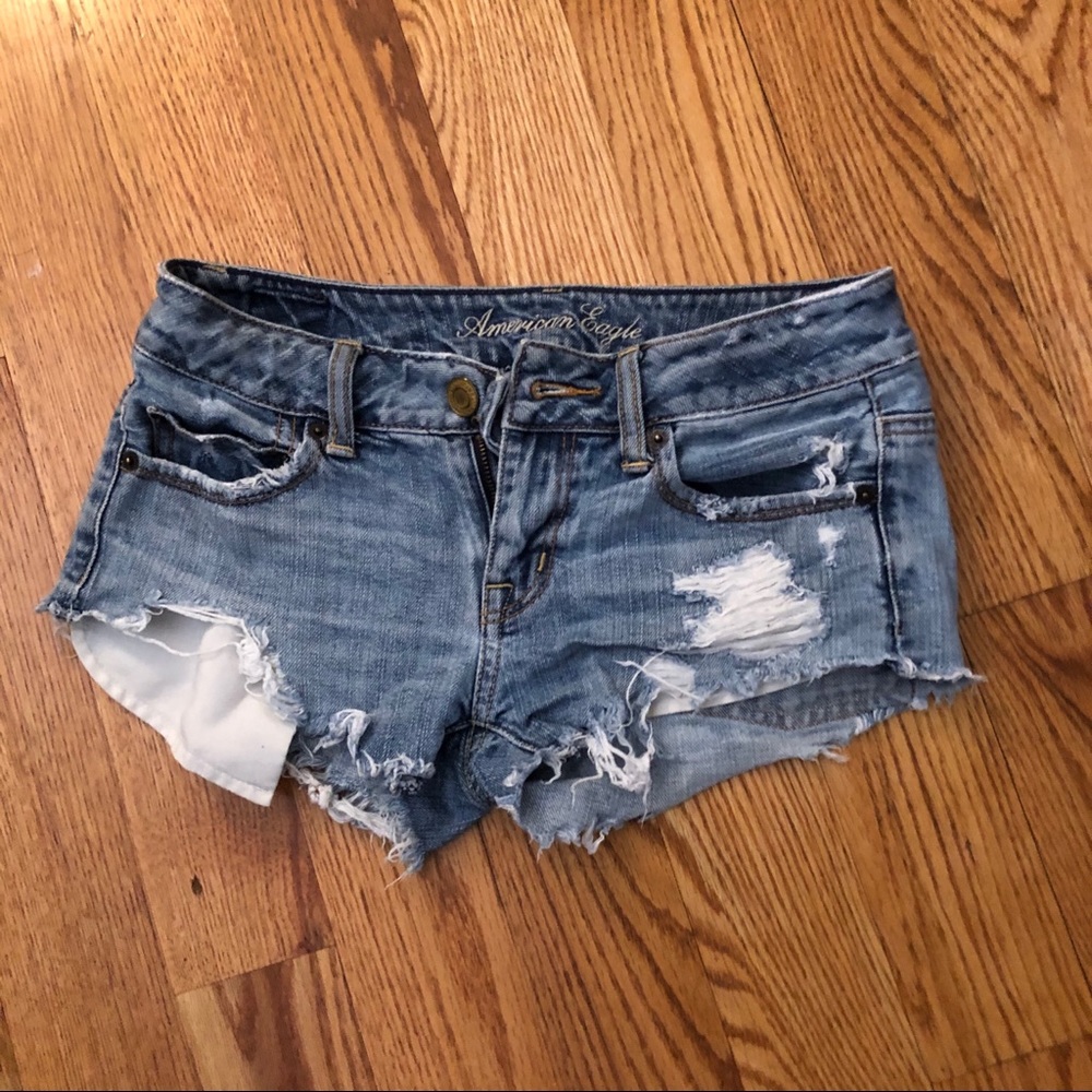 American Eagle distressed jean shorts